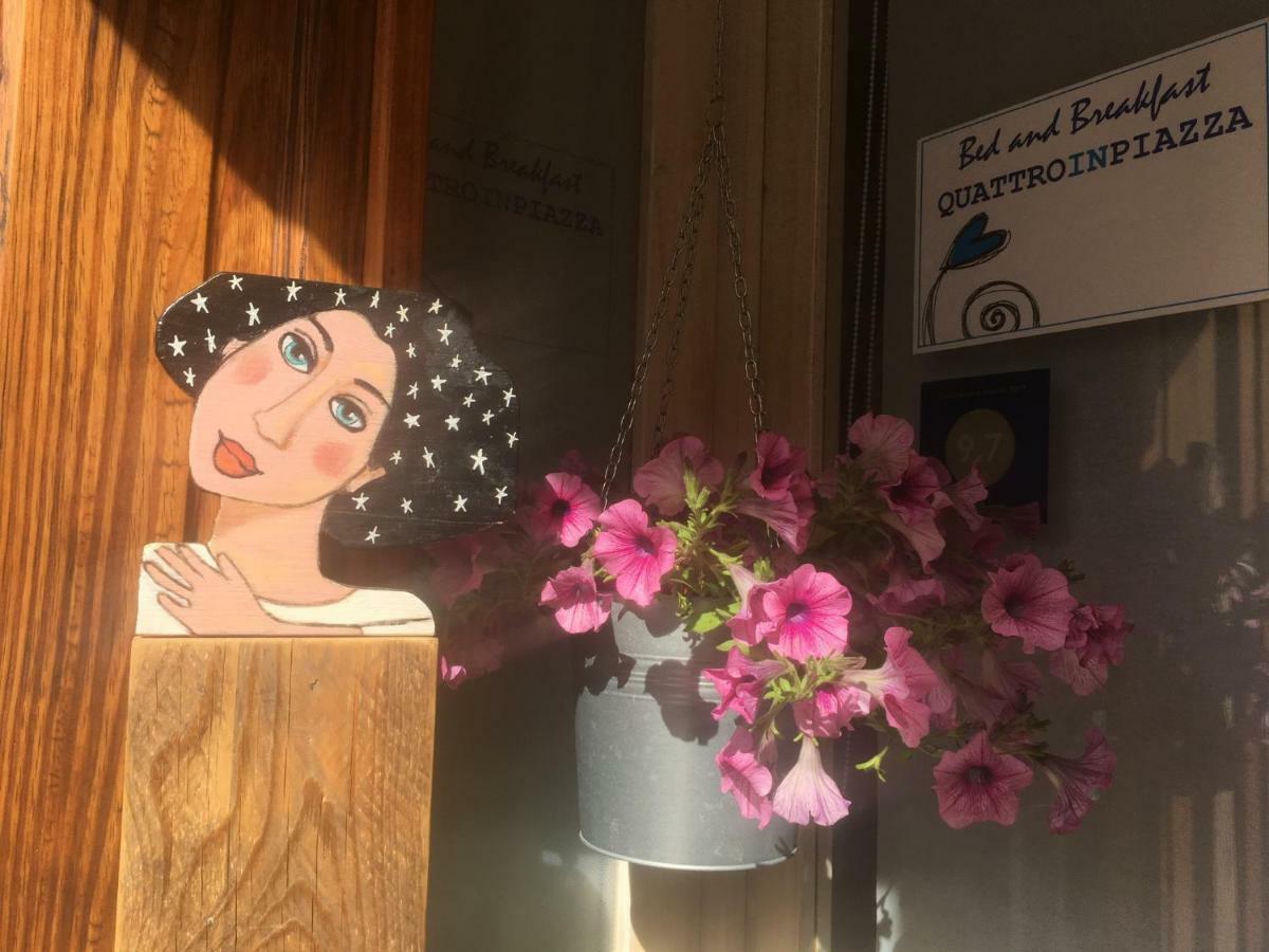 ソルソ 4 In Piazza Bed & Breakfast エクステリア 写真